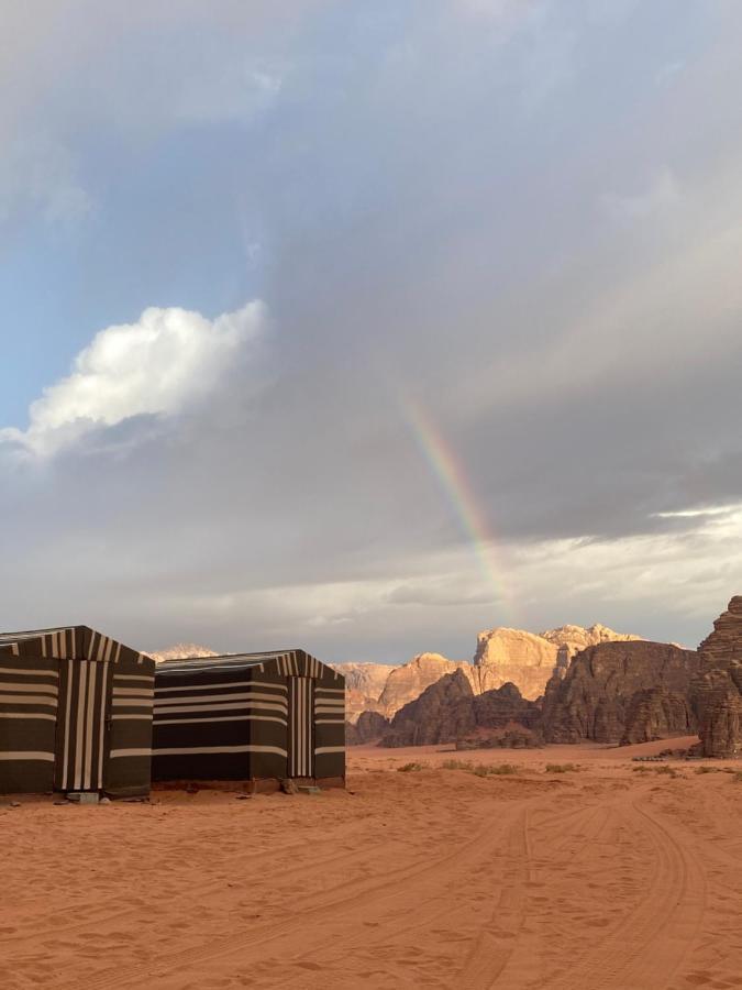 瓦迪拉姆 Bedouin Memories Camp酒店 外观 照片